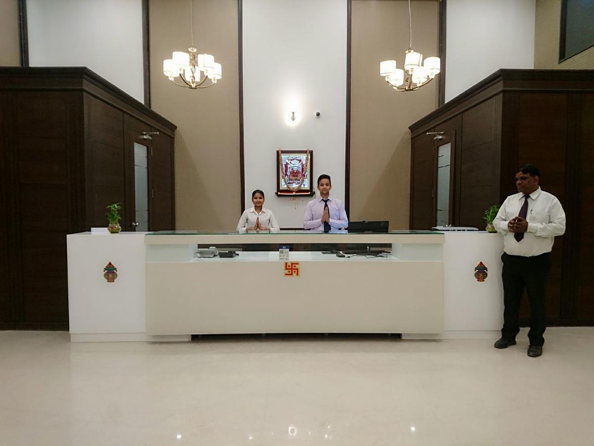 Regenta Central Indaur Kültér fotó